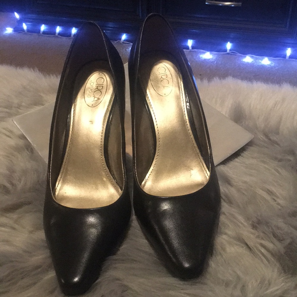 Circa Joan&David Deacon Pointed-Toe Wedge Pump